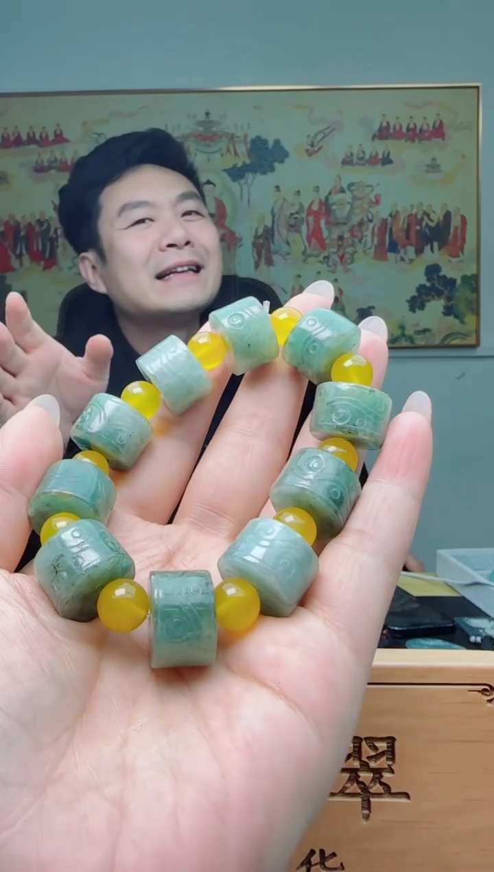 【闪购商品】翡翠颈饰未镶嵌1111111111