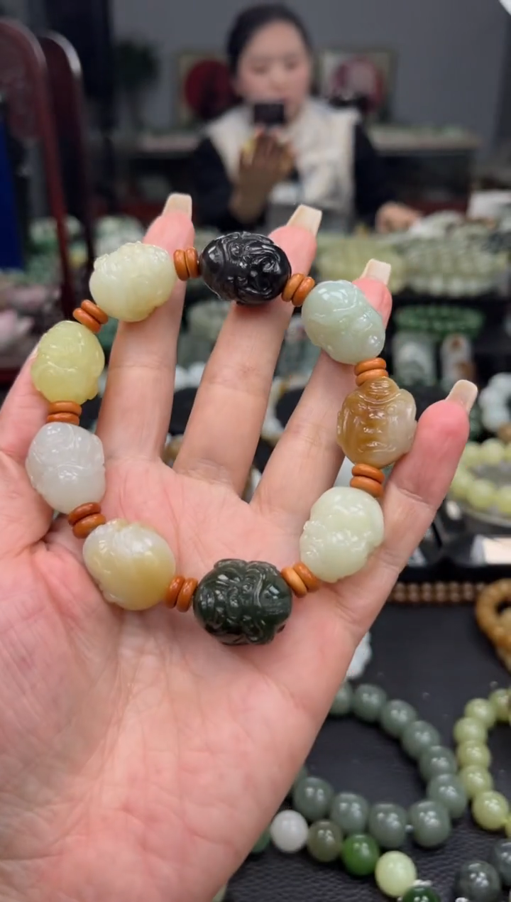 【闪购商品】和田玉手串未镶嵌多宝十八罗汉