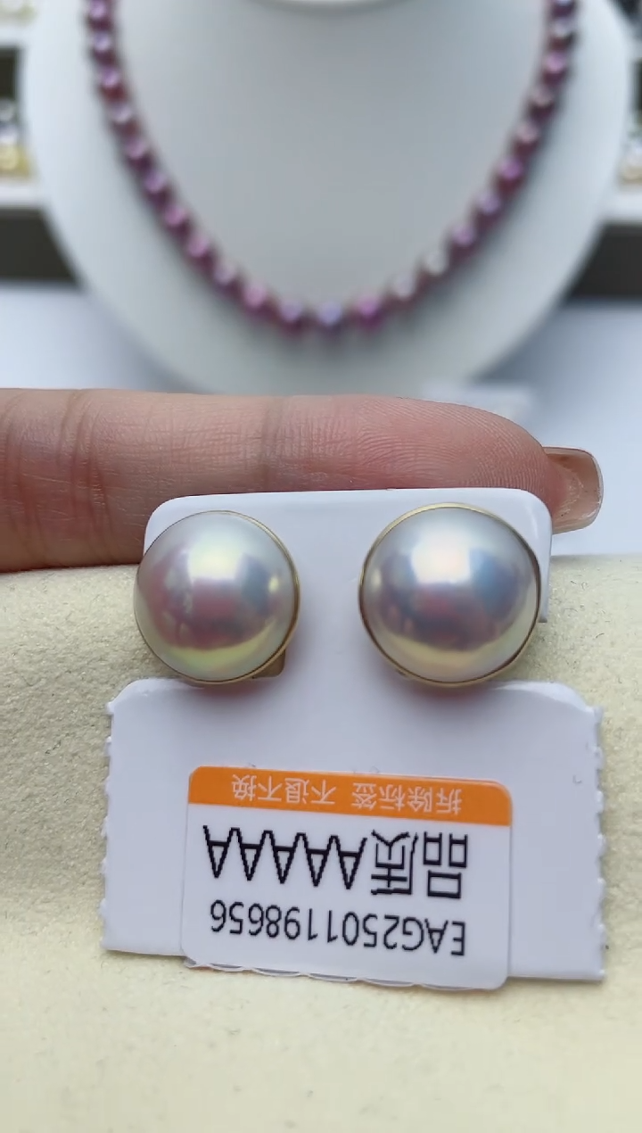 【闪购商品】拼合珍珠（马贝珠）耳饰18K金镶嵌W101