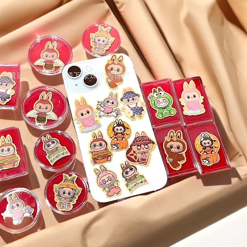 水贝厂999手机贴泡泡玛特爆款拉布布系列ins带卡纸牌送朋友好礼