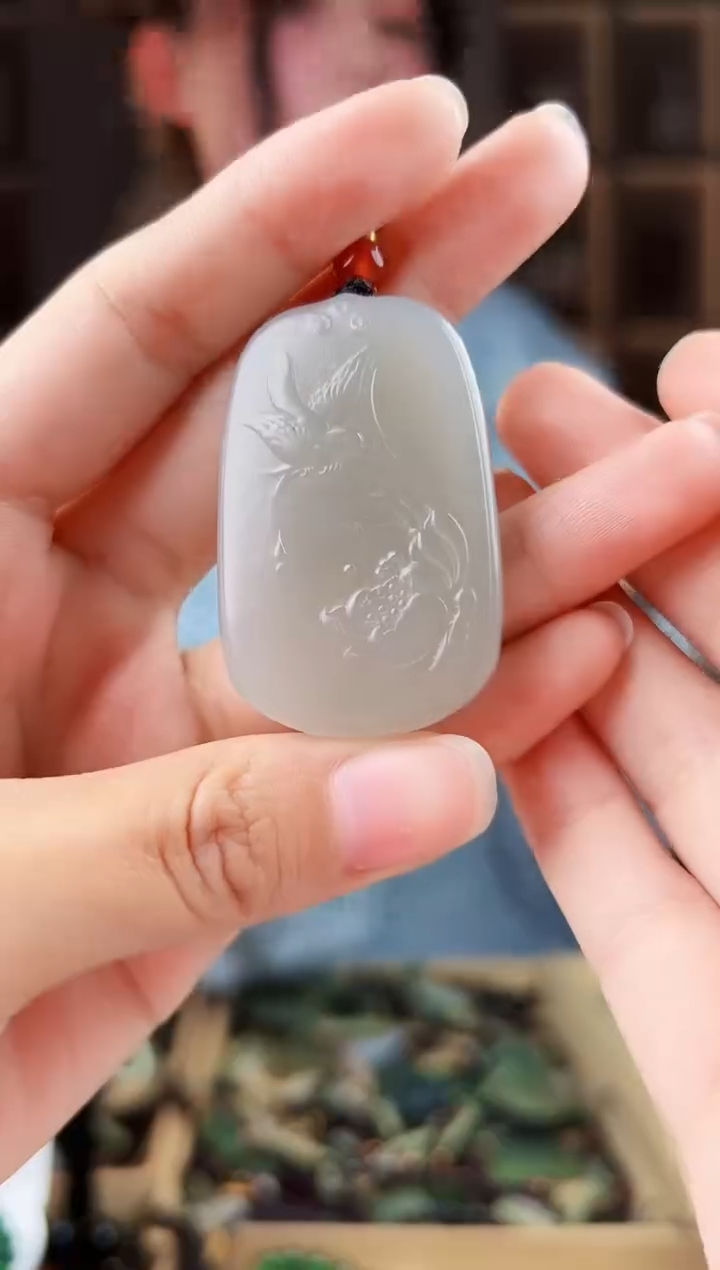 颈饰未镶嵌和田玉拍一发一，多样性发货