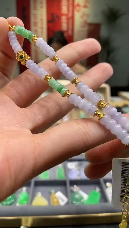 【闪购商品】翡翠吊坠(不含链)未镶嵌手串