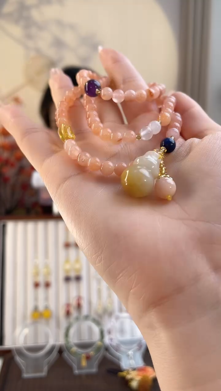 铜合金无铜合金无藕色太阳项链