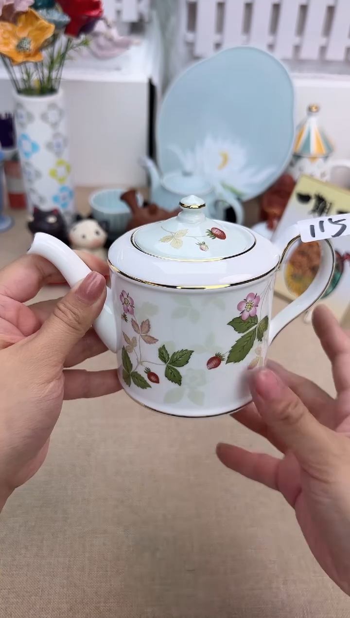 瓷片泡泡家的瓷器真好看