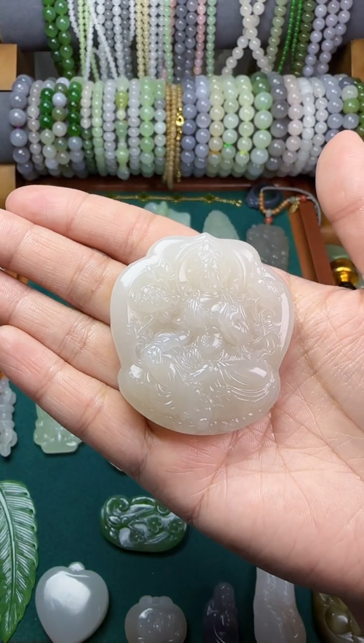【闪购商品】和田玉无未镶嵌度母观音牌