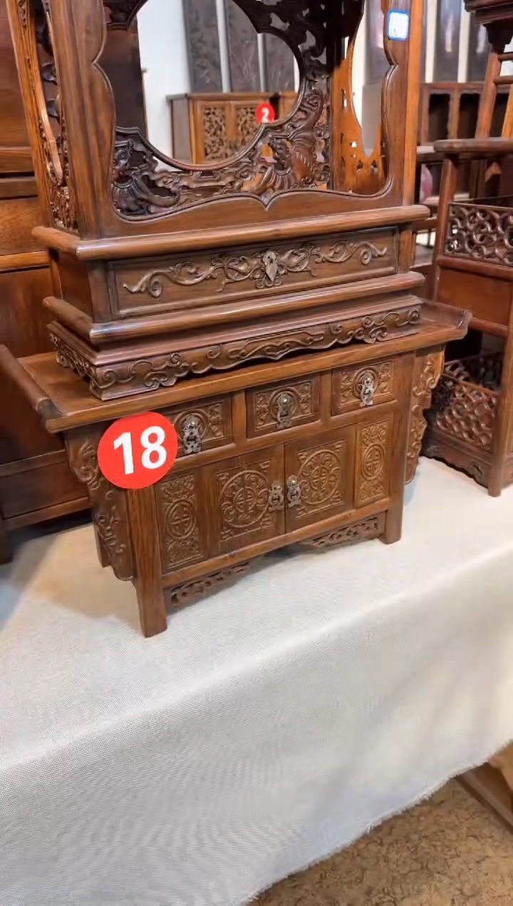 【闪购商品】木18号      小供桌   工艺品