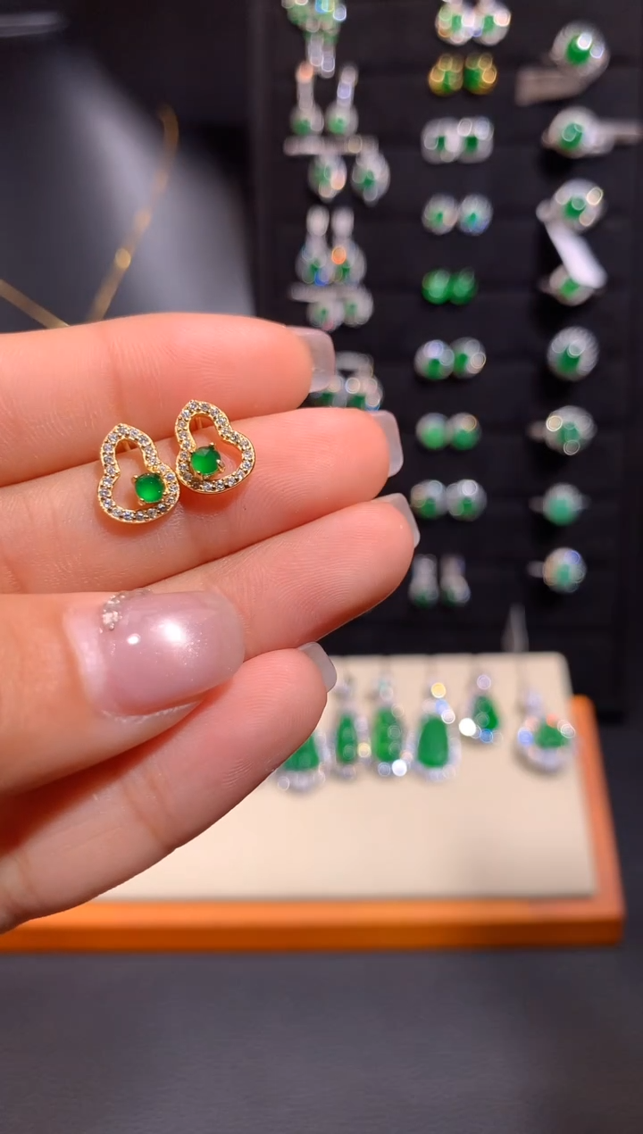 【闪购商品】翡翠耳饰银S925镶嵌多样性