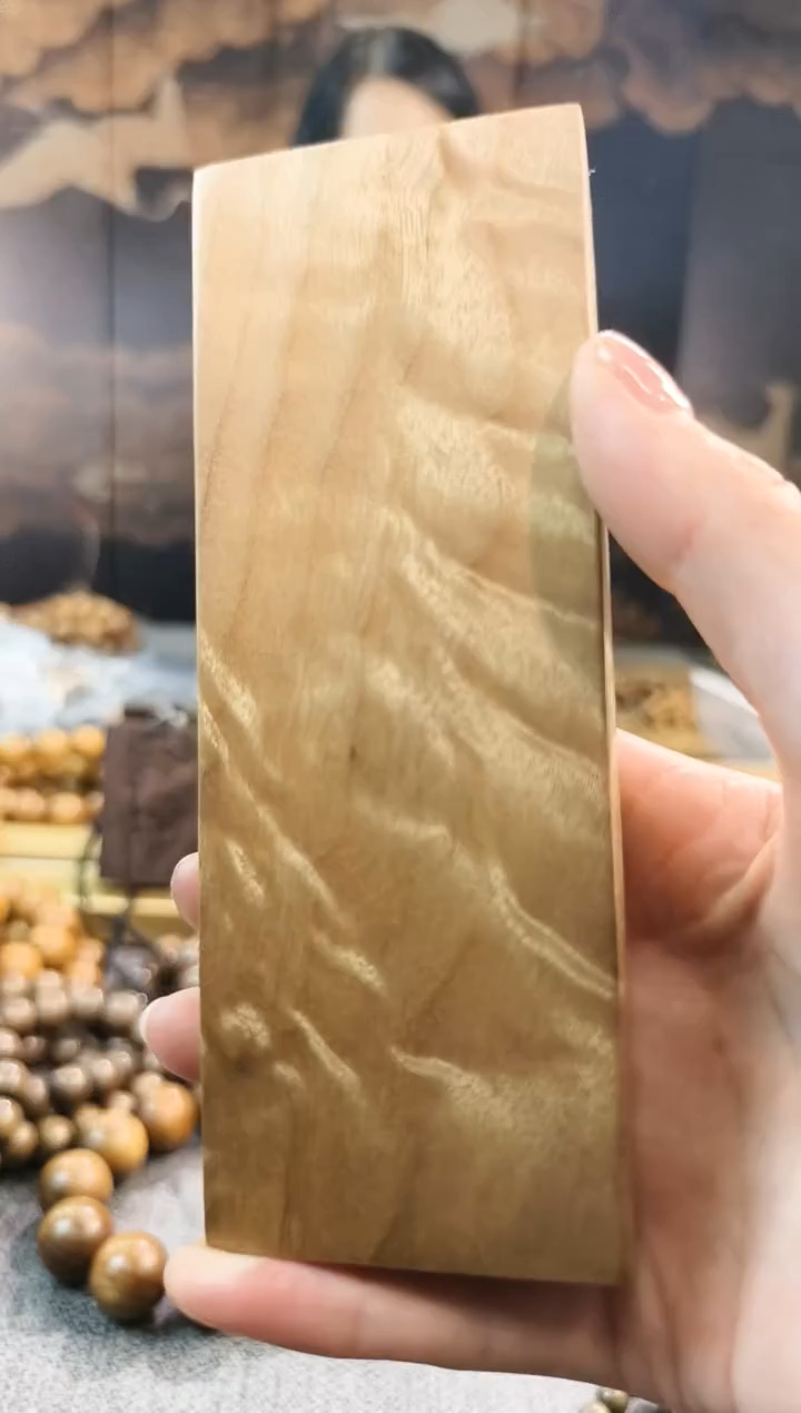 金丝楠无事牌手把件