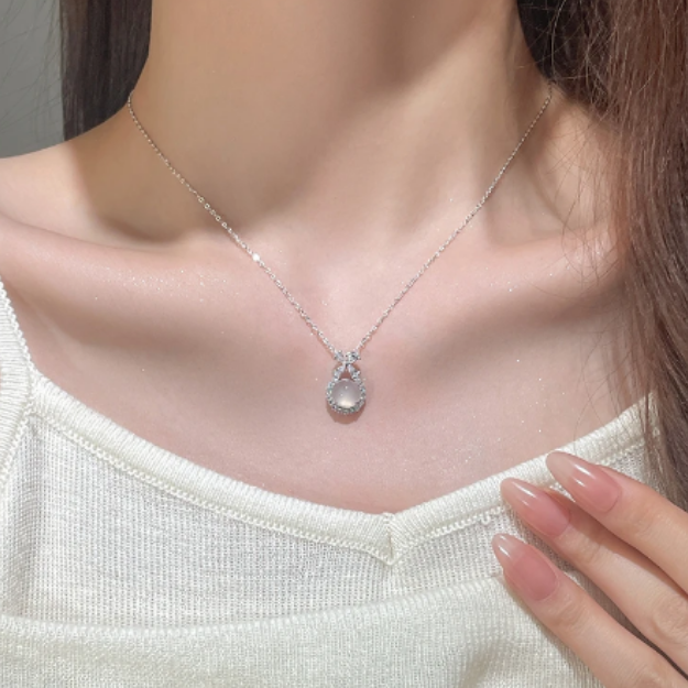 【在逃公主】天然冰透玉髓蝴蝶结项链女气质甜美超仙女款项链