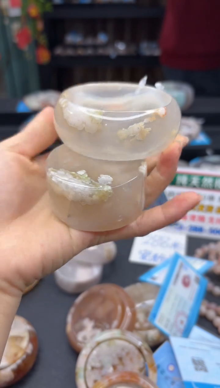 【闪购商品】石英质玉手镯未镶嵌2214（61圈赠送镯心）