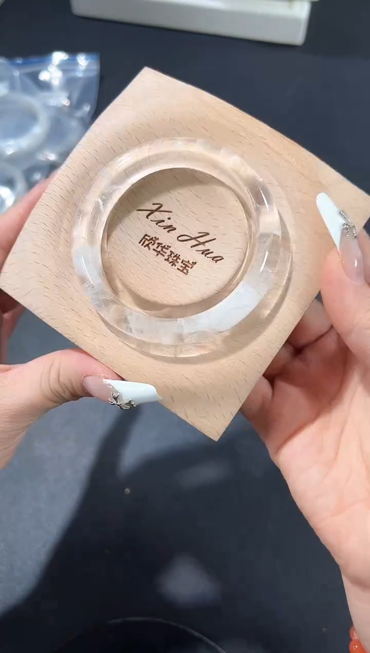 未镶嵌手镯水晶1n多样性发其一【1条】默认微瑕53