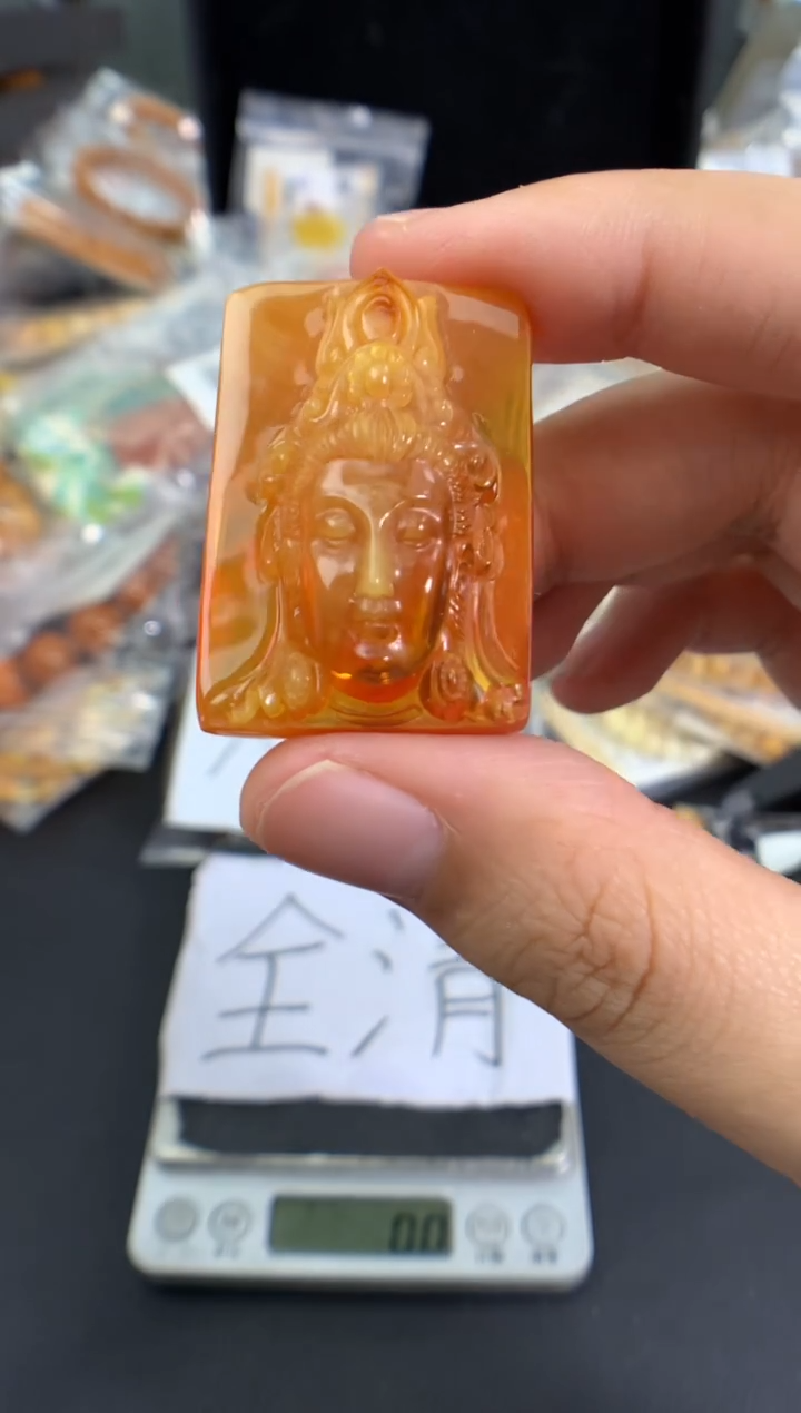 蜜蜡未镶嵌珠宝奇石1