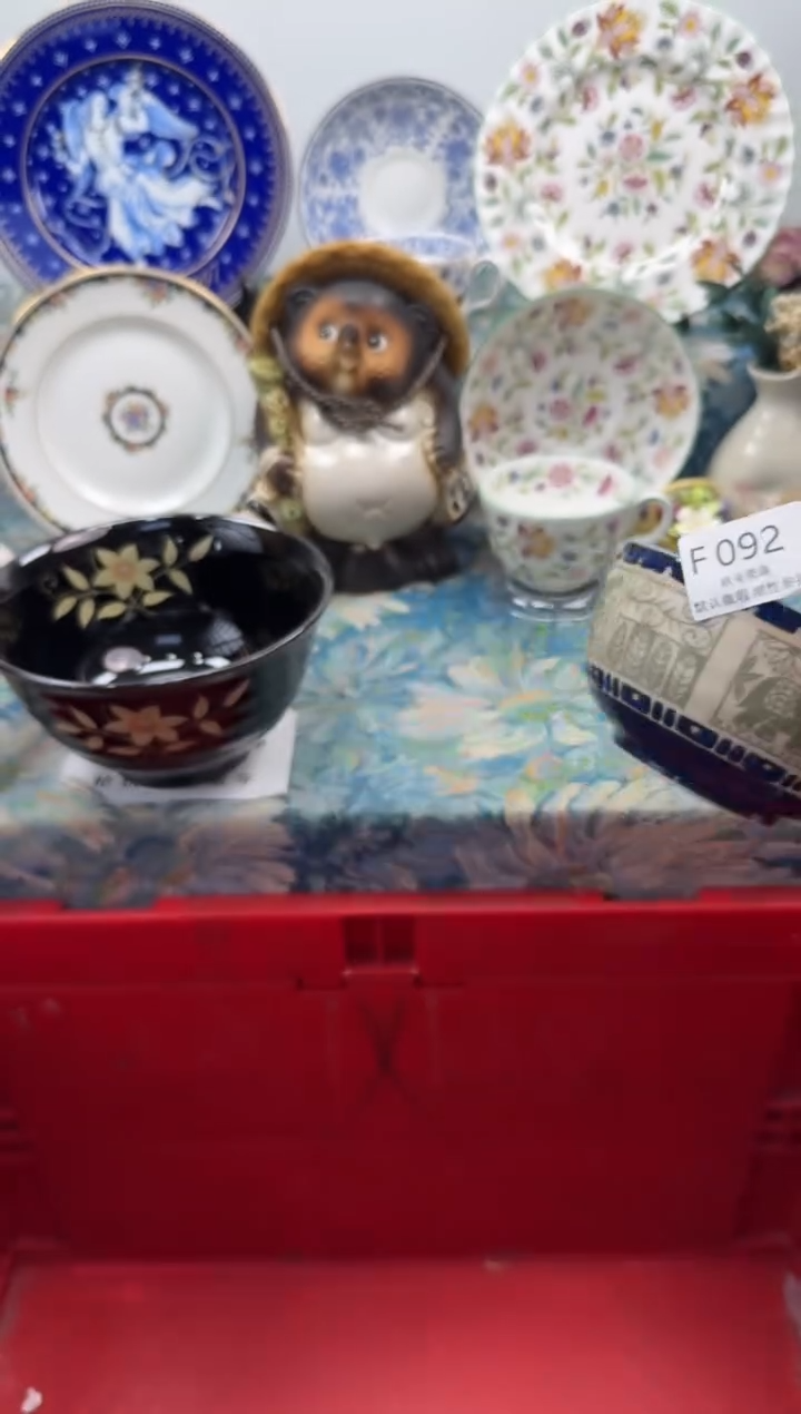 瓷片皓***饰           F092