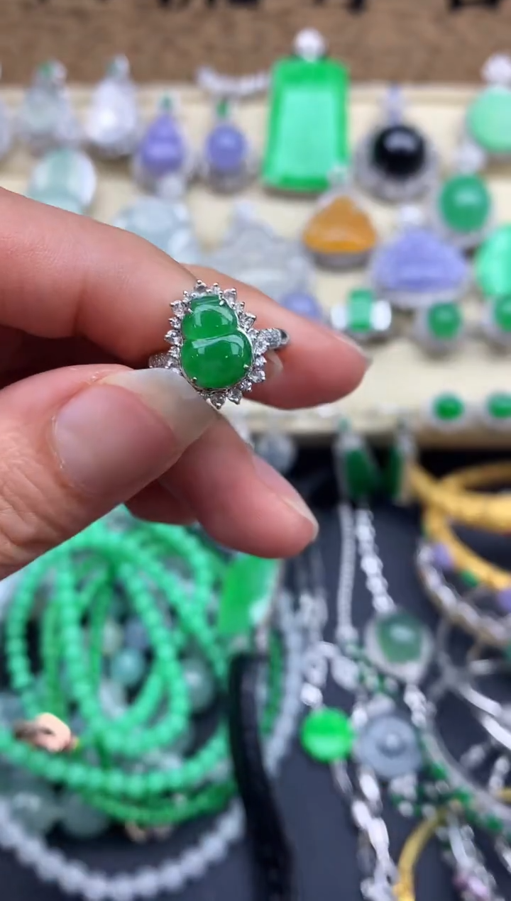 【闪购商品】翡翠戒指18K金镶嵌293-中国好珍宝