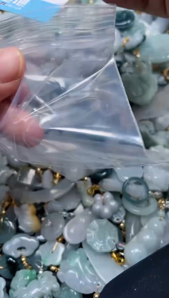 颈饰未镶嵌翡翠3118