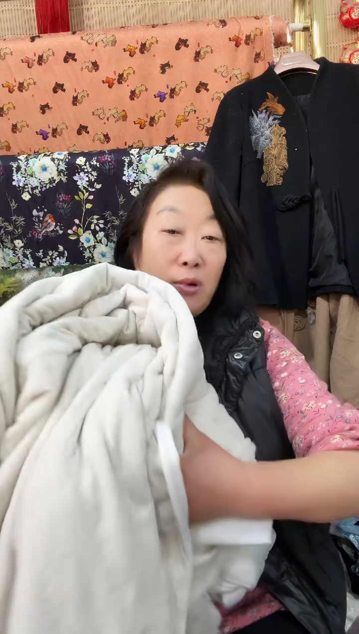 处理绗棉布头一块      077号