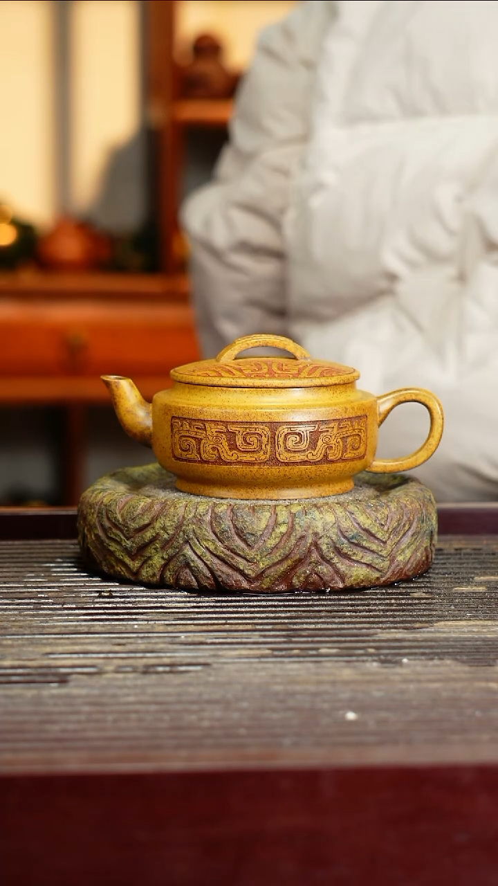 宜兴原矿紫砂壶茶壶宜兴原矿紫砂壶茶壶170C