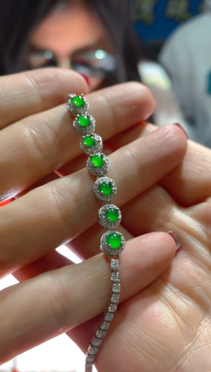 【闪购商品】定制翡翠未镶嵌天然A货翡翠 假一赔四