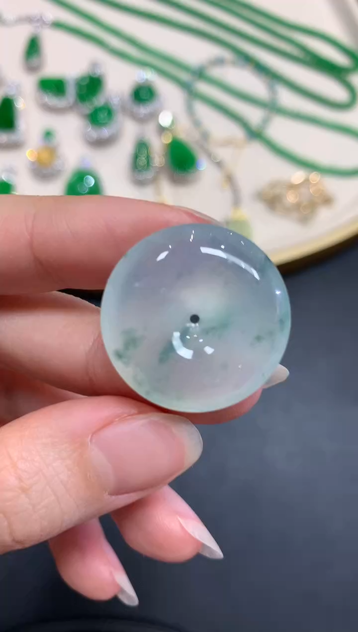 【闪购商品】翡翠吊坠(不含链)未镶嵌A322|18000