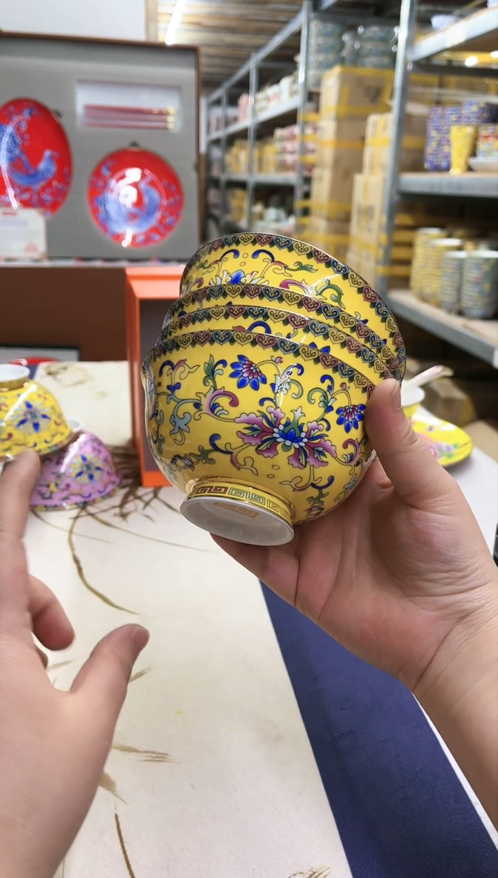 【闪购商品】珐琅金福4.5英寸碗4个..........