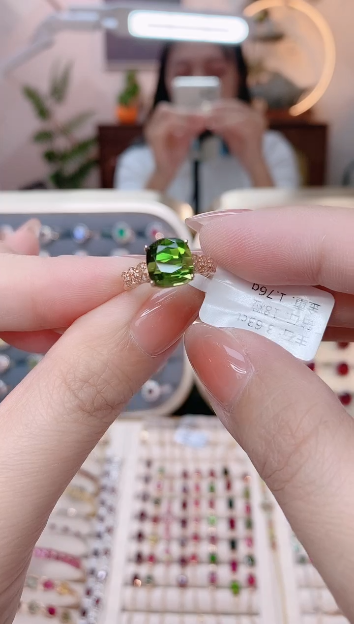 【闪购商品】碧玺18K金戒指18K金镶嵌18K金戒指