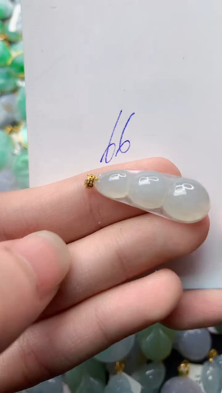 【闪购商品】翡翠颈饰18K金镶嵌19.........