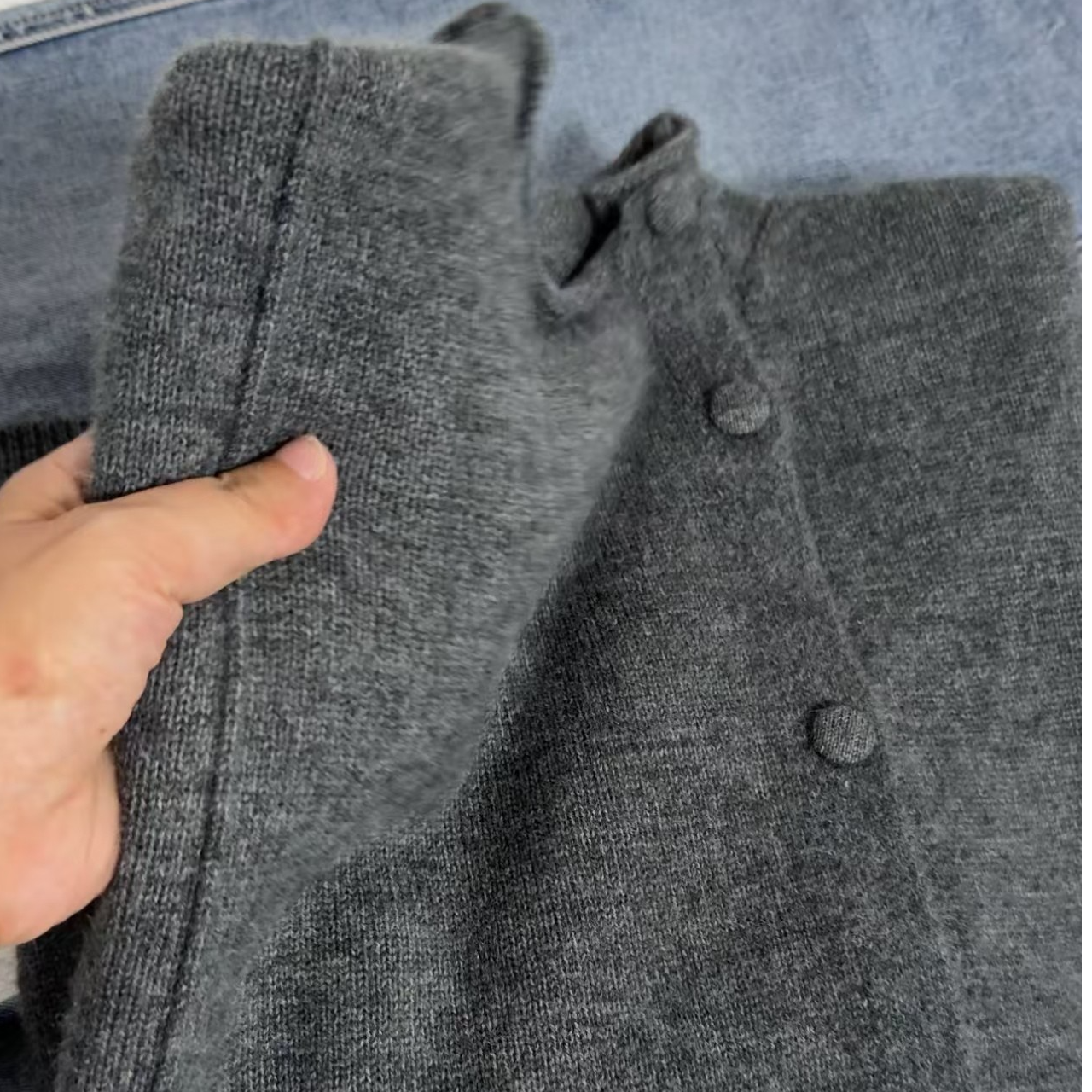 80-170斤大码2025秋冬新款纯色立领针织衫休闲百搭高级感毛衣上衣