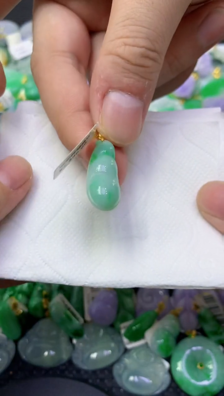 颈饰未镶嵌翡翠天然缅甸翡翠A货