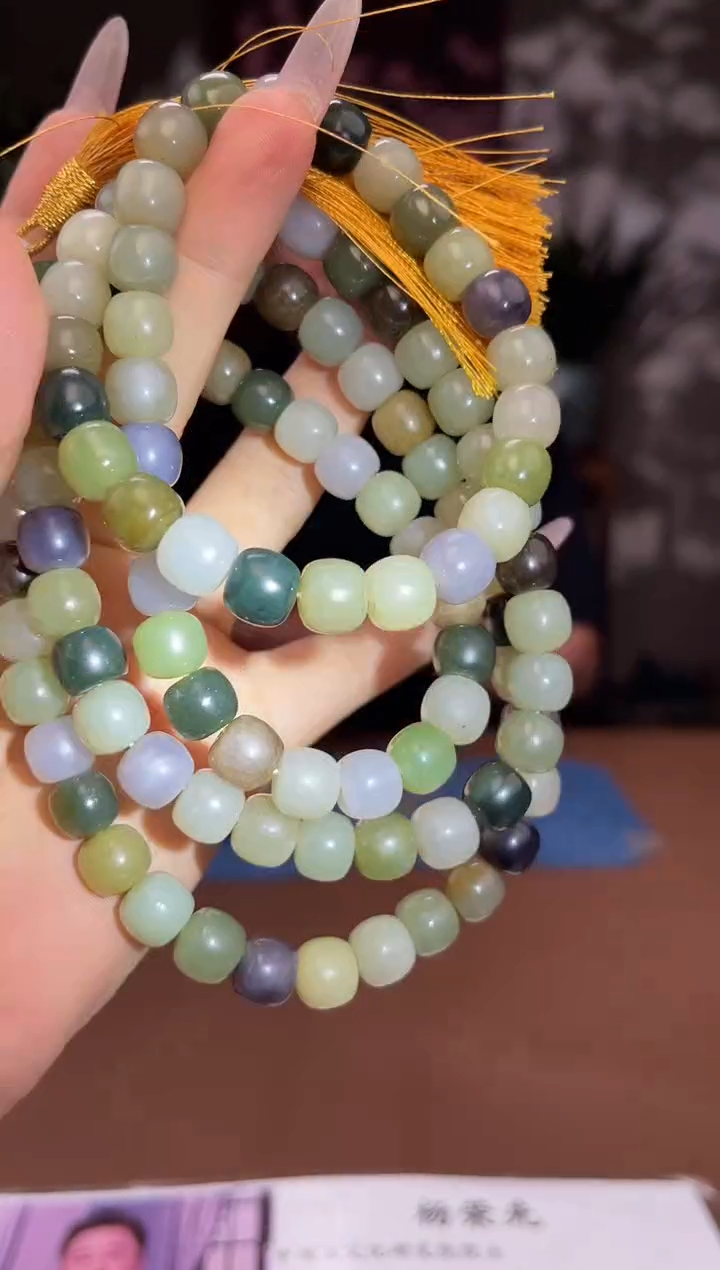 和田玉未镶嵌颈饰A860