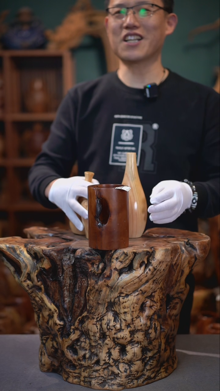 【闪购商品】枣木雷击枣木笔筒