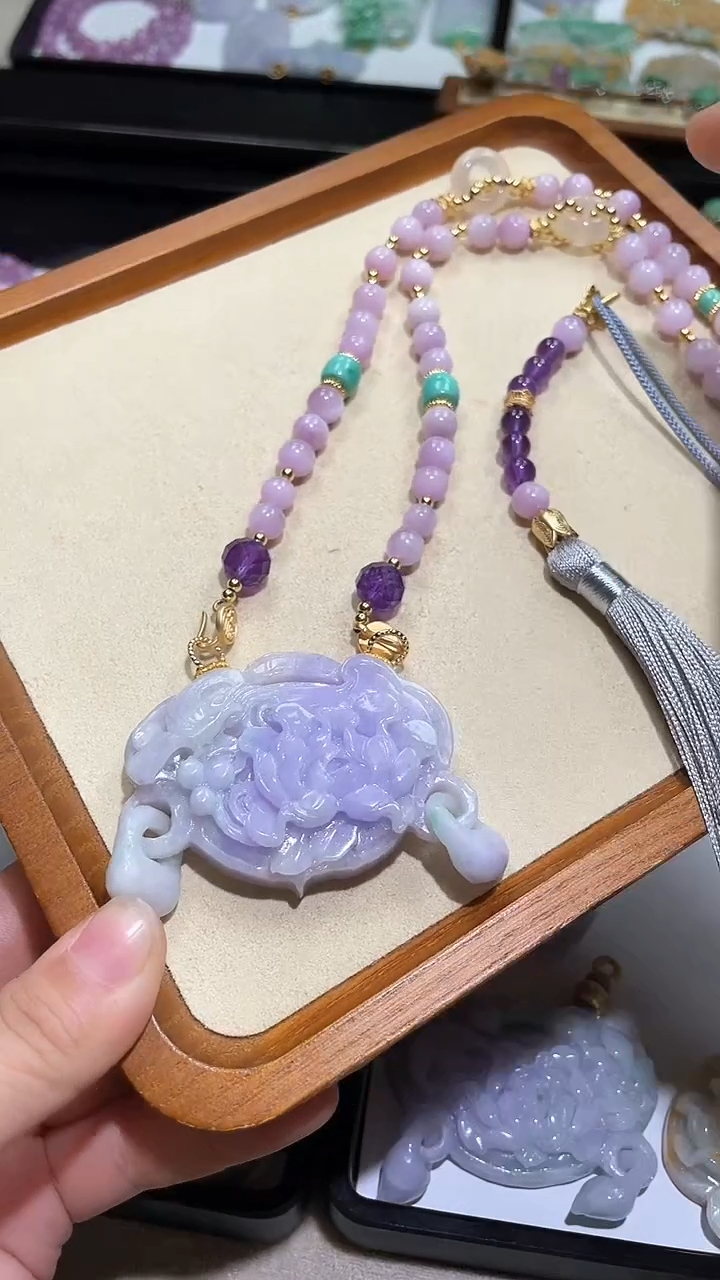 【闪购商品】翡翠颈饰未镶嵌吊坠