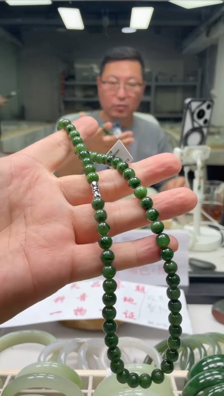 【闪购商品】和田玉毛衣链未镶嵌碧玉女神链 多样性发货其一