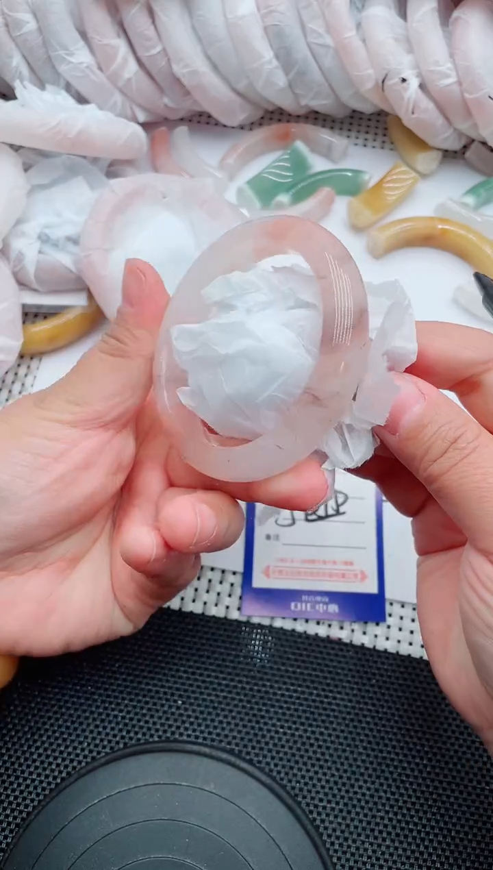 未镶嵌手镯石英质玉107-54-55