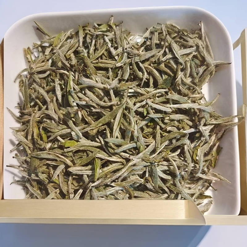 2024年碳焙白毫银针毫香花香福鼎白茶管阳高山茶