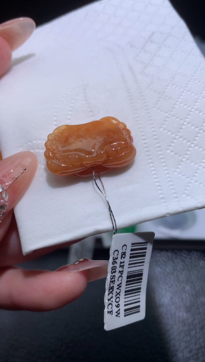 【闪购商品】定制翡翠未镶嵌螃蟹