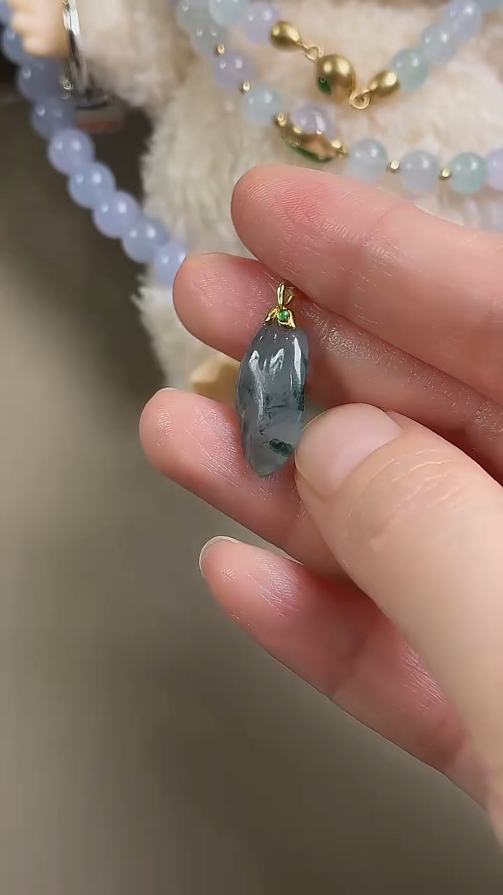 翡翠未镶嵌吊坠(不含链)天然缅甸翡翠吊坠