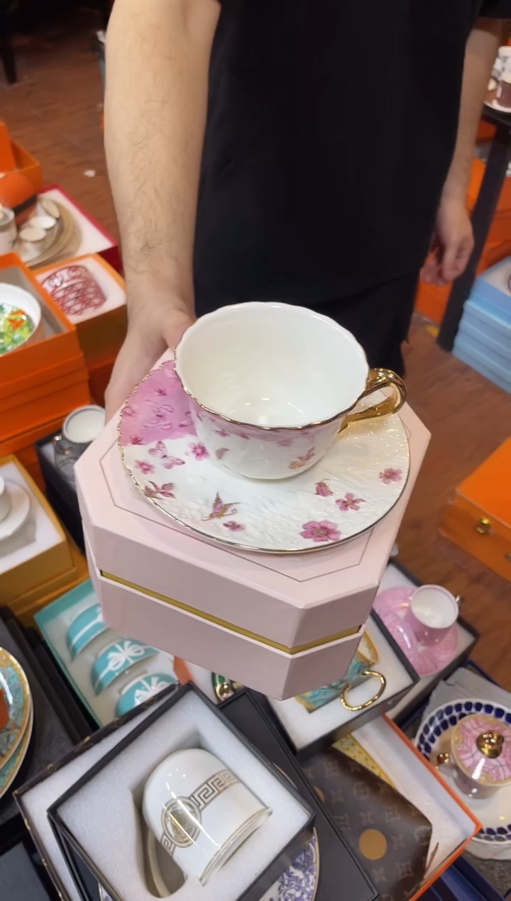 杯鸿辉家品牌瓷器，京东包邮！
