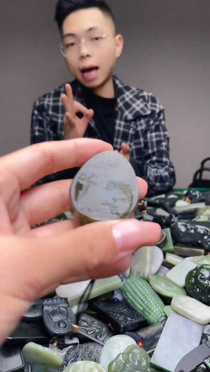 颈饰未镶嵌和田玉1106