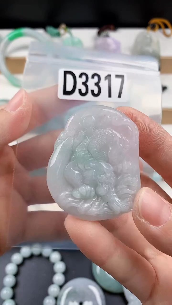 颈饰未镶嵌翡翠天然翡翠吊坠挂件