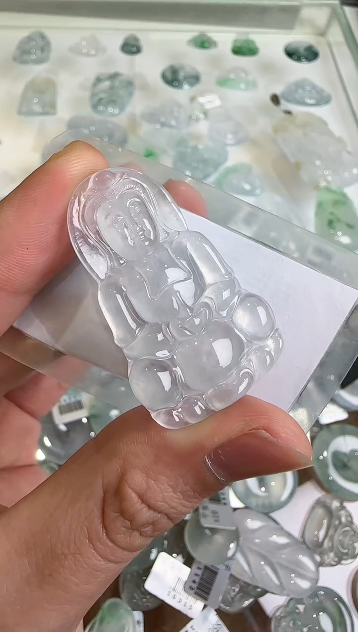 【闪购商品】翡翠未镶嵌吊坠(不含链)··