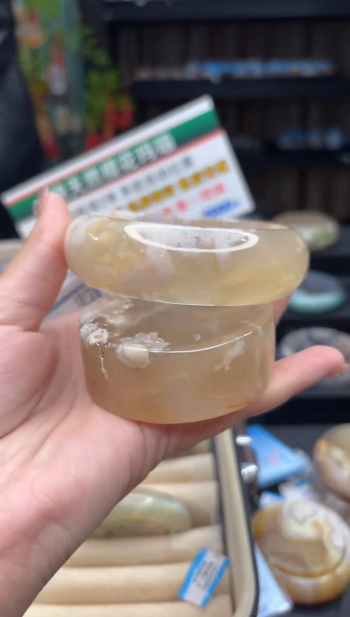 【闪购商品】石英质玉手镯未镶嵌453（66圈赠送镯心）