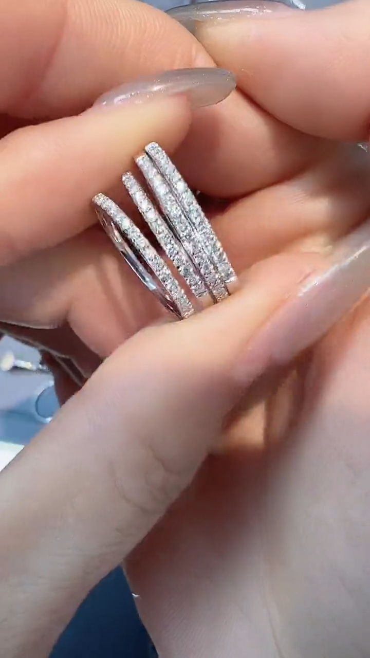 【闪购商品】钻石戒指/指环18K金镶嵌多样性发一