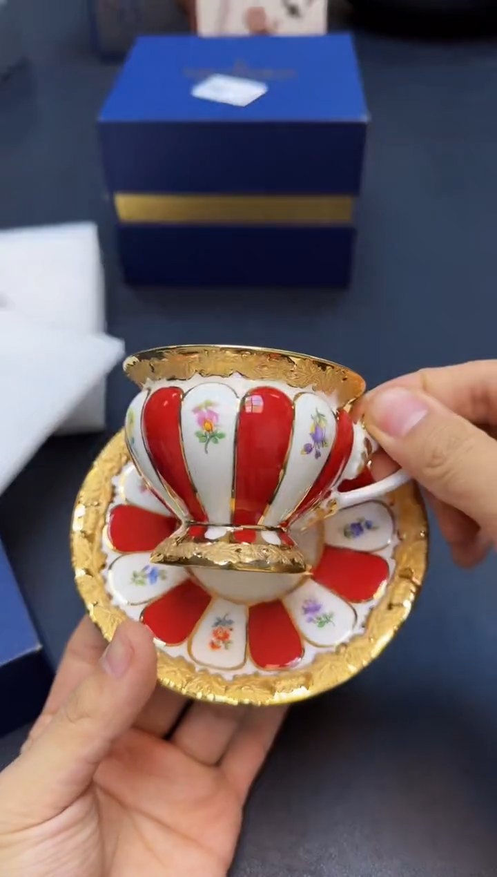 【闪购商品】瓷片全新正品一件不留@@H943