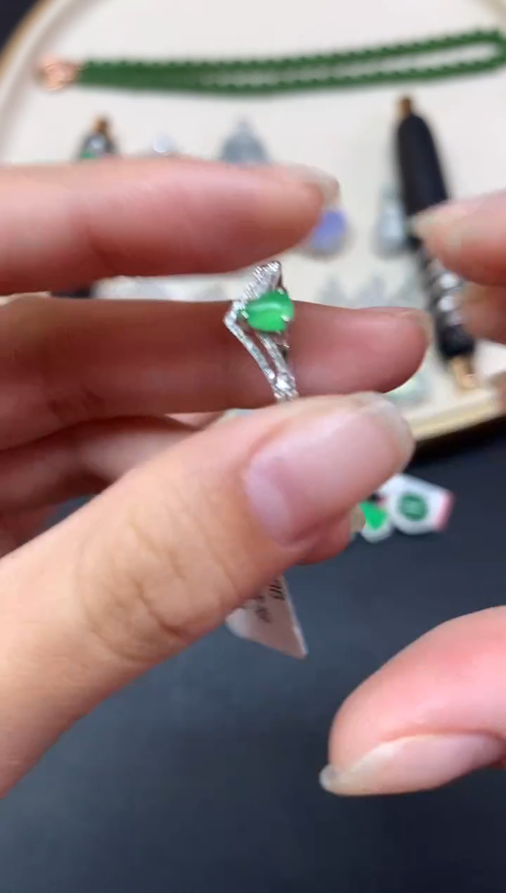 【闪购商品】翡翠戒指18K金镶嵌戒指A401|1980