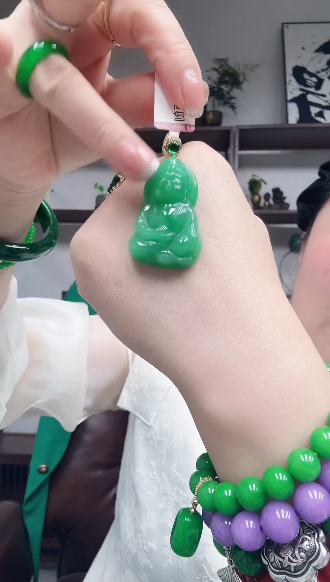 吊坠(赠链)未镶嵌翡翠宝宝佛