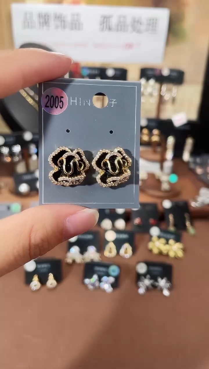 合金925银锆石萱2005