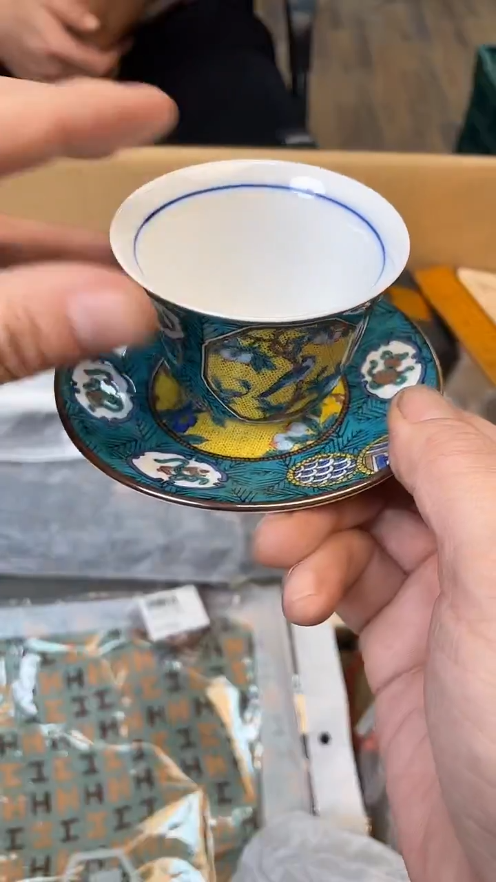 杯S****e如图所示 老崔精选