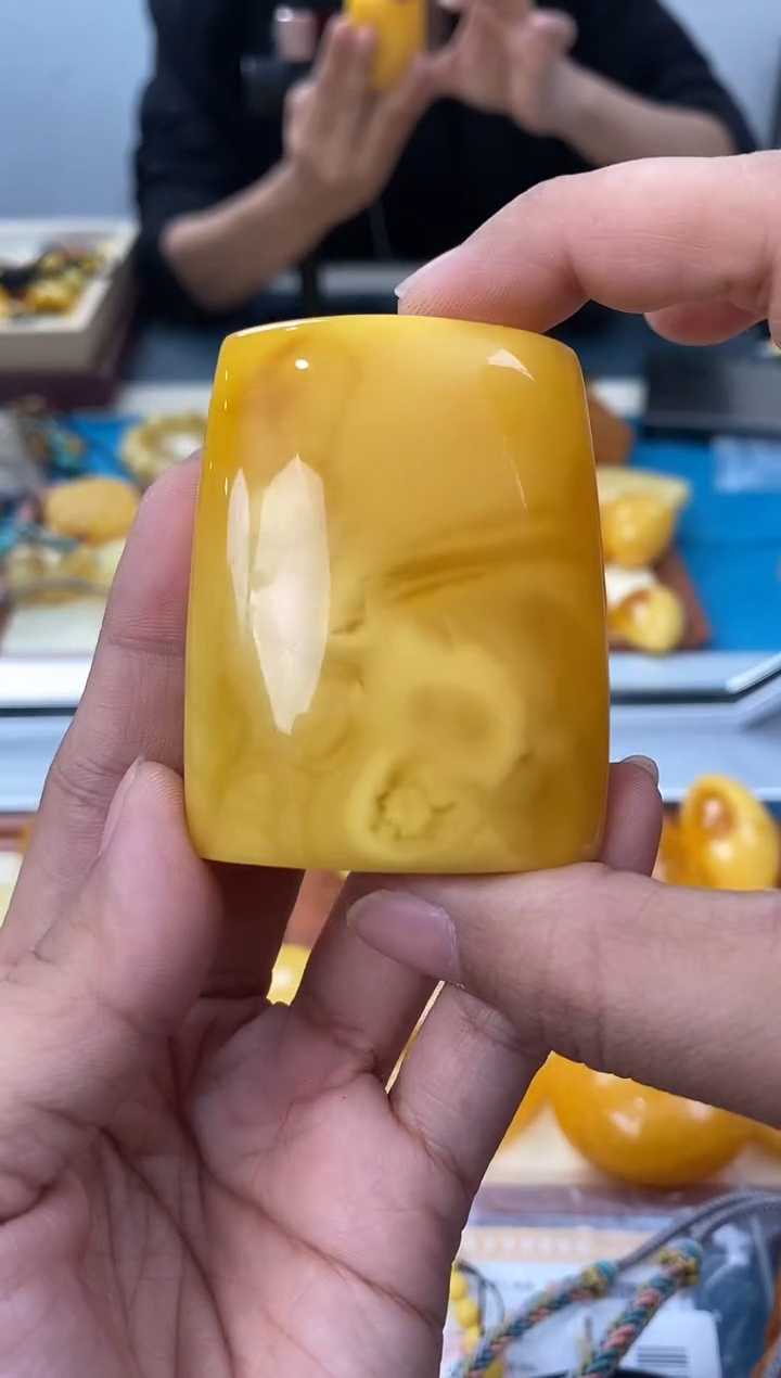 【闪购商品】琥珀裸石未镶嵌天然琥珀蜜蜡牌子