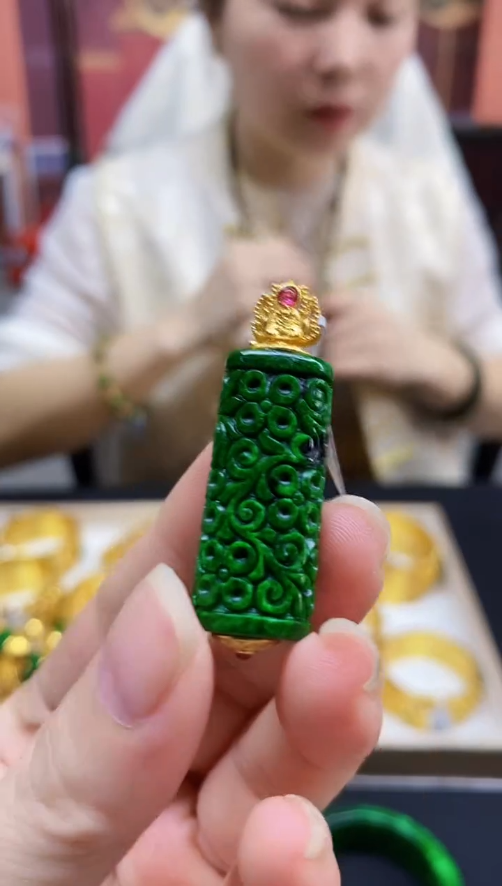颈饰未镶嵌翡翠翡翠吊坠