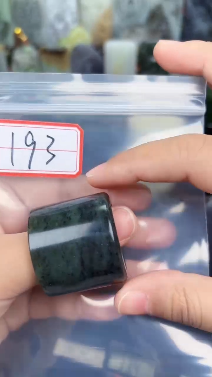 颈饰未镶嵌和田玉和田玉